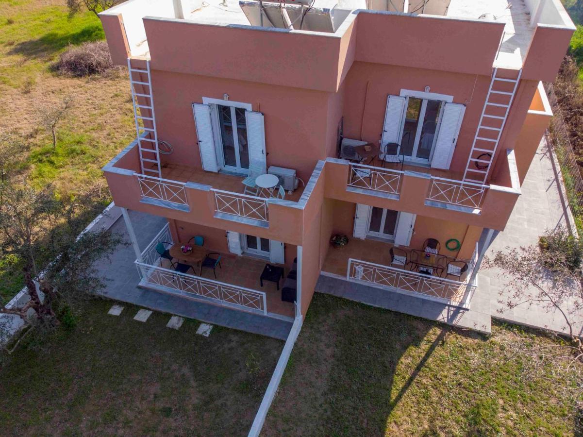 Laconian Collection Mavrovouni Beach House Gythio Eksteriør billede